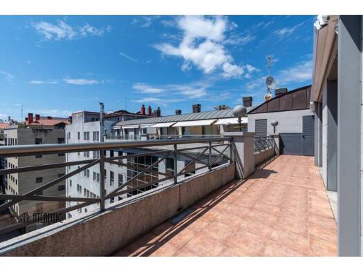 Penthouse zum Kauf 750.000 € 2 Zimmer 130 m² EG REPUBLICA ARGENTINA 16 Vigo 36201