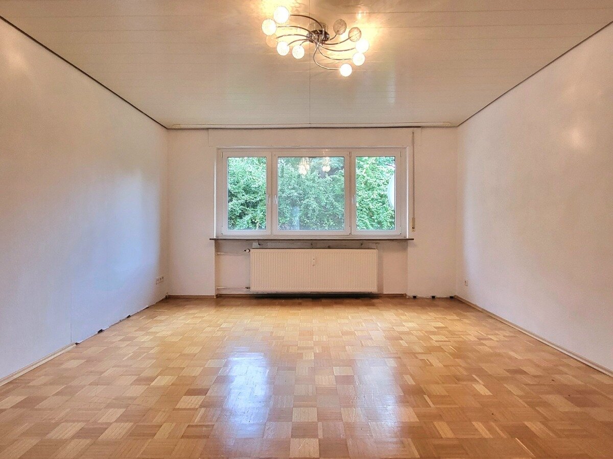 Wohnung zum Kauf 175.000 € 2 Zimmer 49 m²<br/>Wohnfläche Obertürkheim Stuttgart 70329