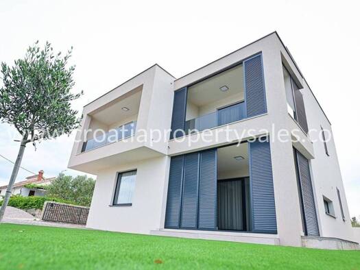 Haus zum Kauf 750.000 € 3 Zimmer 183 m² Solta