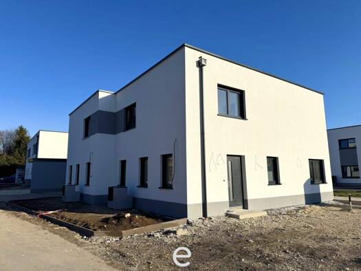 Doppelhaushälfte zum Kauf - Erstbezug 497.000 € 4,5 Zimmer 127,6 m² 314 m² Grundstück Laakirchen 4662