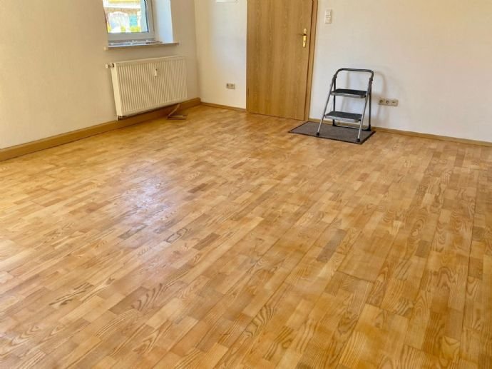 Wohnung zur Miete 210 € 2 Zimmer 45 m²<br/>Wohnfläche EG<br/>Geschoss ab sofort<br/>Verfügbarkeit Pressig Pressig 96332