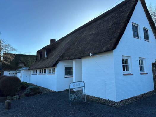 Haus zum Kauf provisionsfrei 1.590.000 € 7,5 Zimmer 193 m² 404 m² Grundstück Sankt Peter-Ording 25826