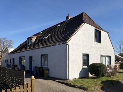 Mehrfamilienhaus zum Kauf 275.000 € 10 Zimmer 320 m² 1.343 m² Grundstück Lunden 25774