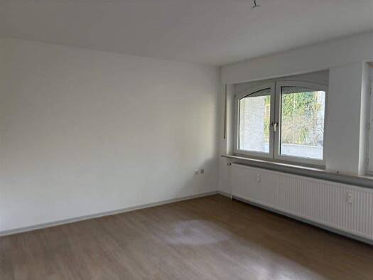 Wohnung zur Miete 298 € 2 Zimmer 57,9 m² Bad Lippspringe 33175