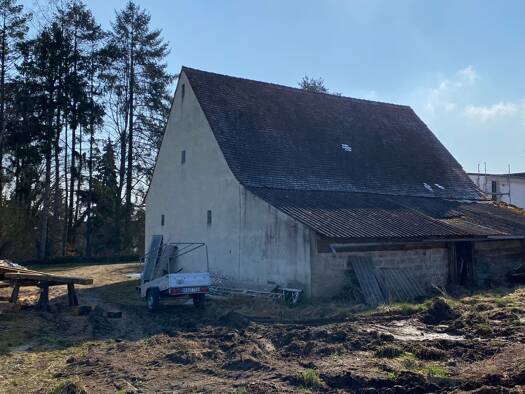 Grundstück zum Kauf 350.000 € 4.397 m² Grundstück Baugenehmigung vorhanden frei ab sofort Raiffeisengasse 5 Trailsdorf Hallerndorf 91352
