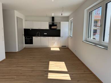 Wohnung zur Miete - Erstbezug 1.310 € 3,5 Zimmer 73,3 m² 2. Geschoss frei ab sofort Schornreute - St. Christina Ravensburg 88212