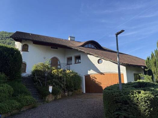 Einfamilienhaus zum Kauf 839.000 € 7 Zimmer 238 m² 830 m² Grundstück Deggingen 73326