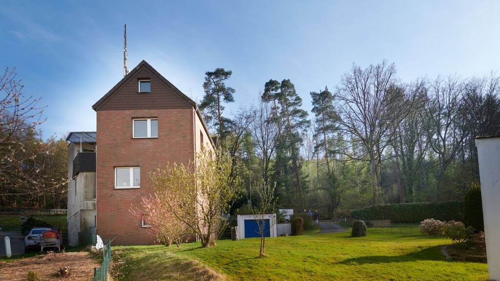 Mehrfamilienhaus zum Kauf 425.000 € 6 Zimmer 200 m² 1.150 m² Grundstück Hiddesen Detmold / Hiddesen 32760