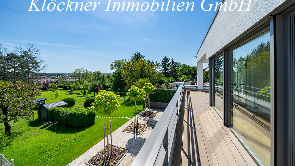 Einfamilienhaus zum Kauf - Erstbezug 1.350.000 € 10 Zimmer 300 m² 2.600 m² Grundstück Ensheim Saarbrücken 66131