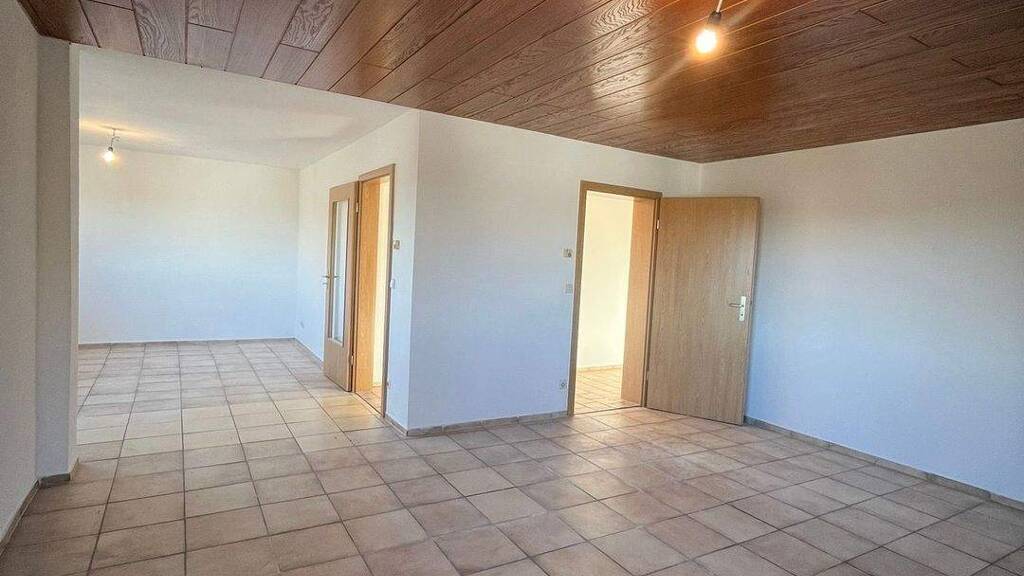 Wohnung zur Miete 795 € 4,5 Zimmer 108,4 m² 1. Geschoss Ringschnait Biberach an der Riß-Ringschnait 88400