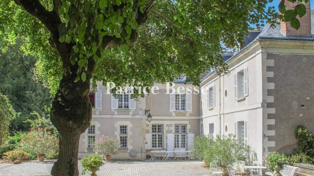 Herrenhaus zum Kauf 1.850.000 € 14 Zimmer 510 m² 25.399 m² Grundstück Centre Amboise 37400