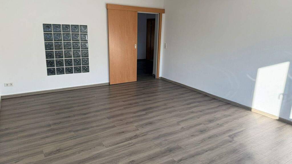 Wohnung zur Miete 600 € 2 Zimmer 67 m² 4 Geschosse frei ab sofort Erbach Homburg 66424