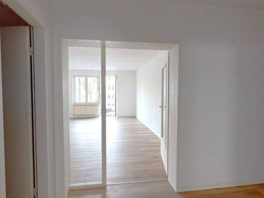 Wohnung zur Miete 755 € 2 Zimmer 77,8 m² 2. Geschoss F.-v.-Erlach-Str. 27 Paulusviertel Halle 06114
