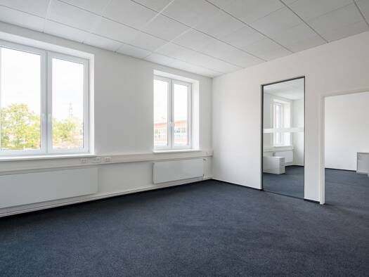 Bürofläche zur Miete provisionsfrei 9,50 € 2 Zimmer 65 m² Bürofläche Ursula-de-Boor-Straße 45 Langenhorn Hamburg 22419
