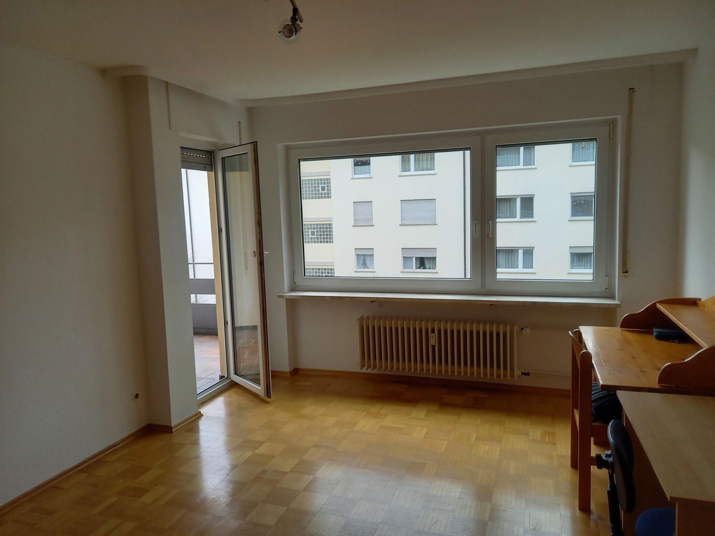 Wohnung zur Miete 650 € 1 Zimmer 47 m²<br/>Wohnfläche 3.<br/>Geschoss 01.01.2025<br/>Verfügbarkeit Brandenburger Straße 27 Wollmatingen Konstanz 78467