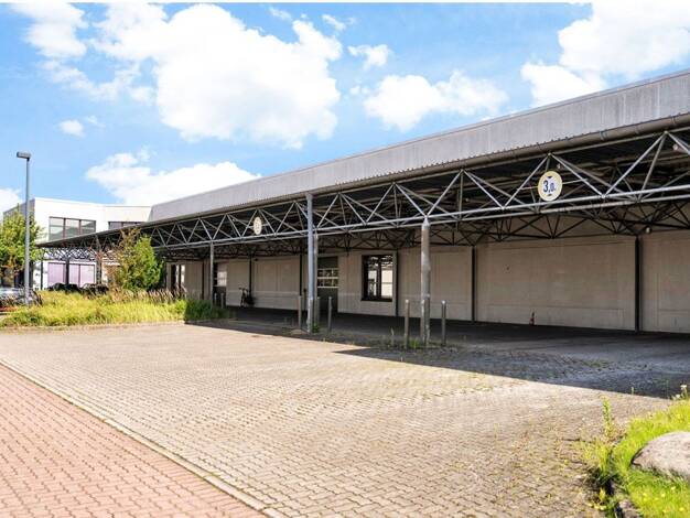 Lagerhalle zur Miete 5,50 € 912,8 m² Lagerfläche Reepschlägerstraße St. Lorenz Nord St. Lorenz-Nord 23556