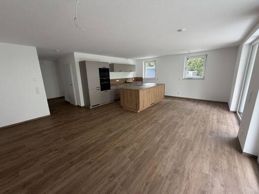 Terrassenwohnung zur Miete 1.100 € 4 Zimmer 106,1 m² frei ab sofort Rothenburg Rothenburg ob der Tauber 91541