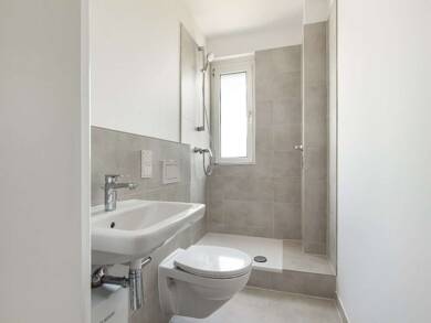Wohnung zur Miete 1.235 € 2 Zimmer 53 m² 6. Geschoss frei ab sofort Seegefelder Straße 45 Spandau Berlin 13583