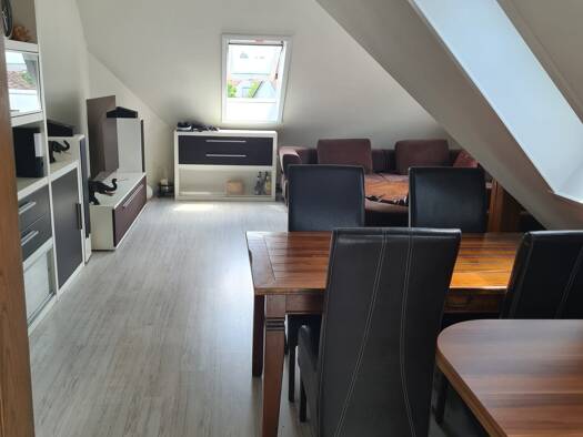 Wohnung zur Miete 925 € 3 Zimmer 89 m² Geschoss 3/4 frei ab 01.12.2026 Rommelshausen Kernen im Remstal 71394
