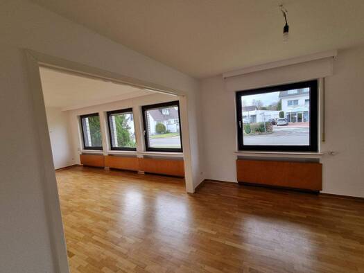 Wohnung zur Miete 650 € 3 Zimmer 90 m² EG frei ab sofort Eschstraße Bad Rothenfelde 49214