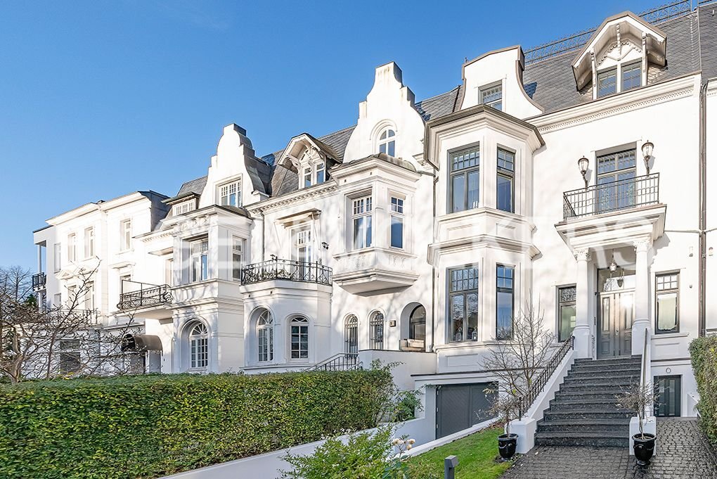 Villa zum Kauf 8.500.000 € 12 Zimmer 540 m²<br/>Wohnfläche 840 m²<br/>Grundstück Harvestehude Hamburg 20149