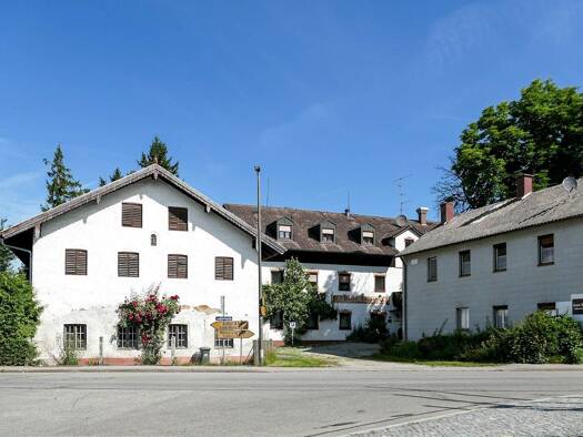 Hotel zum Kauf 1.950.000 € 75 Zimmer 4.599 m² Grundstück St. Erasmus Waldkraiburg 84478