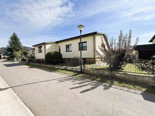 Einfamilienhaus zum Kauf 329.000 € 5 Zimmer 102 m² 577 m² Grundstück frei ab sofort Ketzin Ketzin/Havel 14669