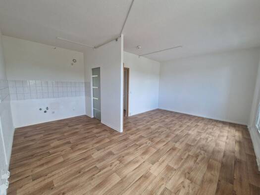 Wohnung zur Miete 365 € 3 Zimmer 56,1 m² 1. Geschoss Heinz-Steyer-Ring 58 Süd Dessau-Roßlau 06849