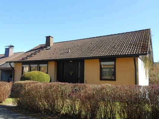 Mehrfamilienhaus zum Kauf 205.000 € 5 Zimmer 168,1 m² 572 m² Grundstück Stammbach 95236