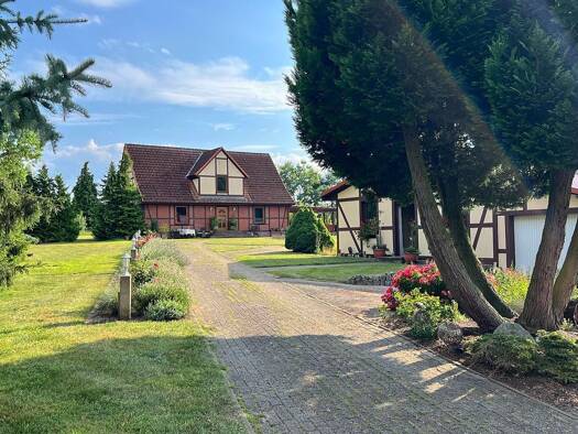 Einfamilienhaus zum Kauf 695.000 € 5 Zimmer 200 m² 4.625 m² Grundstück Charlottenthal Krakow am See 18292