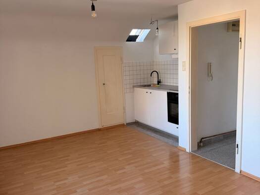 Wohnung zur Miete 390 € 1 Zimmer 28 m² Geschoss 2/3 frei ab sofort Waiblingen Waiblingen 71332