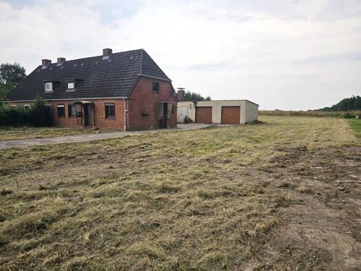 Doppelhaushälfte zum Kauf 179.000 € 5,5 Zimmer 128,4 m² 1.243 m² Grundstück Sophienthal Gudow 23899