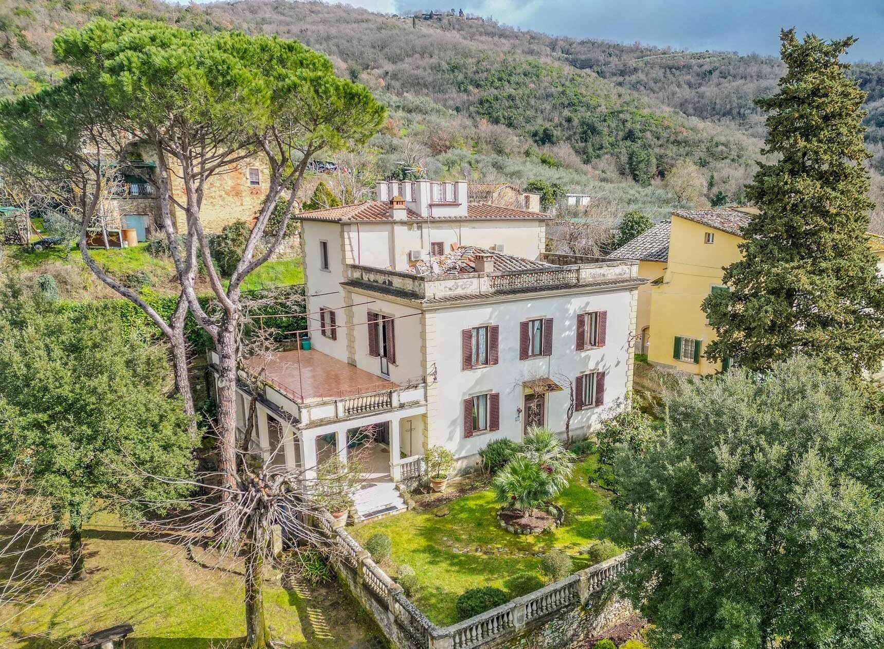 Villa zum Kauf 720.000 € 10 Zimmer 598 m²<br/>Wohnfläche ab sofort<br/>Verfügbarkeit Localitá Scopeto Arezzo 52100