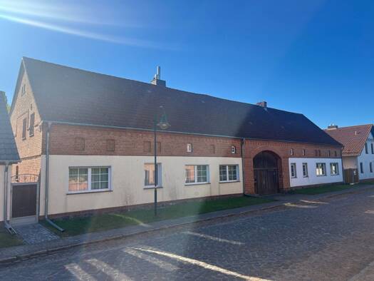 Bauernhaus zum Kauf 185.000 € 220 m² 4.177 m² Grundstück Neuendorf am Speck Neuendorf Stendal 39576