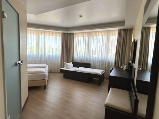 Hotel zum Kauf provisionsfrei 260.000 € Karlsruhe 76133