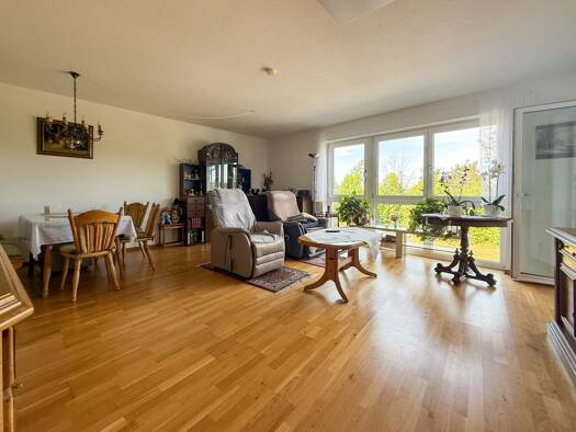Wohnung zur Miete 1.090 € 2 Zimmer 69,4 m² 2. Geschoss frei ab 01.11.2026 Neufinsing Finsing 85464