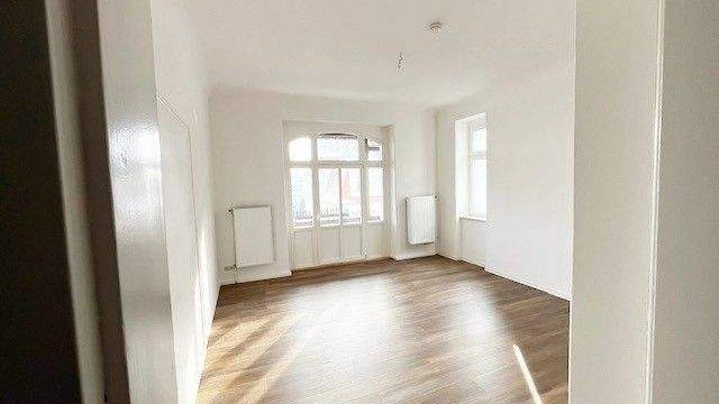 Wohnung zur Miete 826 € 4 Zimmer 118 m² 2. Geschoss frei ab 02.03.2026 Zittau 02763