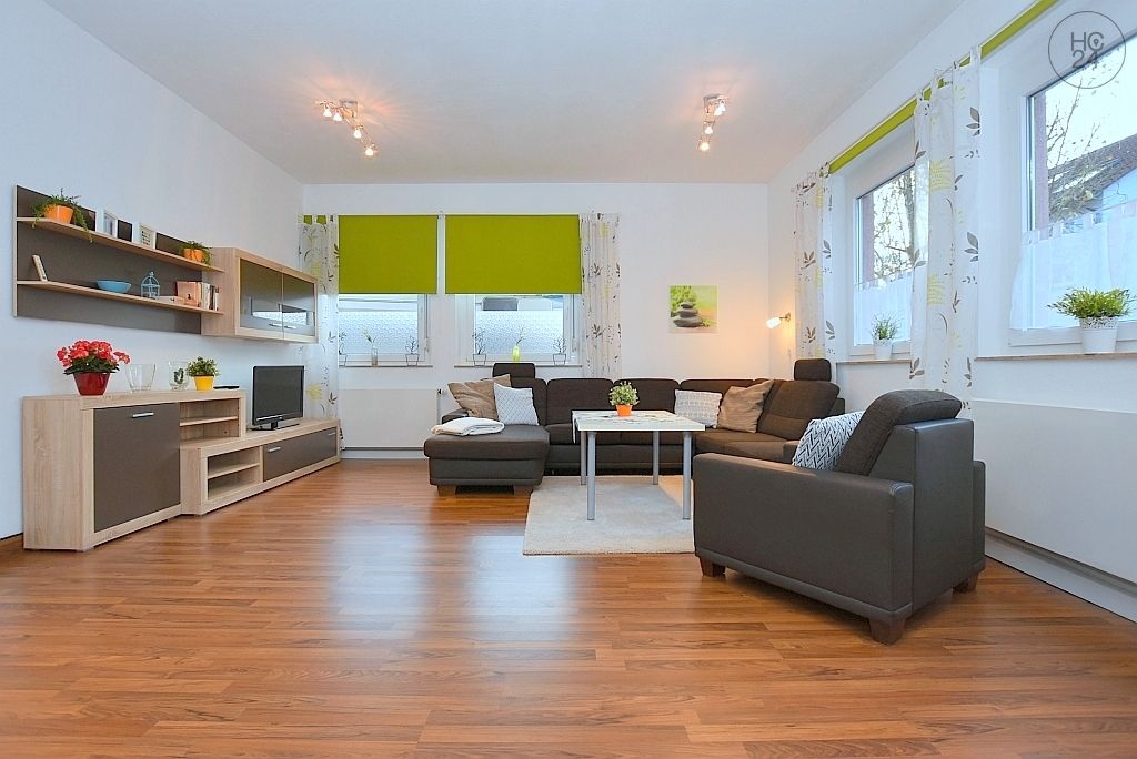 Wohnung zur Miete Wohnen auf Zeit 1.290 € 2,5 Zimmer 75 m²<br/>Wohnfläche 01.02.2025<br/>Verfügbarkeit Zell Esslingen 73730