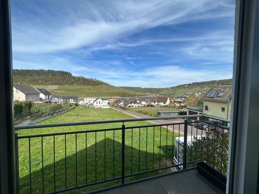 Wohnung zur Miete 1.700 € 3 Zimmer 120 m² Geschoss 1/2 frei ab 01.02.2026 Auf dem Wiesengraben 12 Nittel 54453