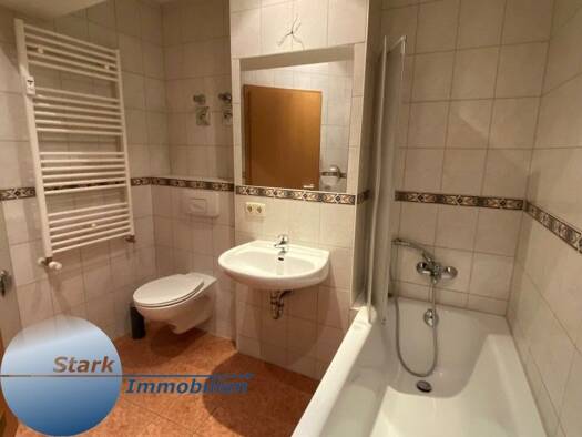 Wohnung zur Miete 295 € 2 Zimmer 42,5 m² 1. Geschoss frei ab 01.11.2026 Theaterstraße 20 Stadtmitte Plauen 08523