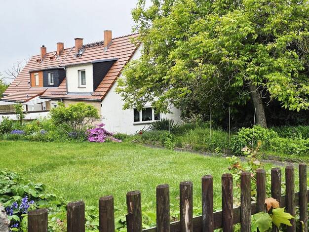 Doppelhaushälfte zum Kauf provisionsfrei 499.000 € 4 Zimmer 120 m² 7.300 m² Grundstück Radebeul 01445