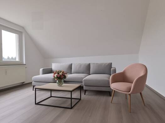 Wohnung zur Miete 340 € 2 Zimmer 46 m² Dachgeschoss, 2. Geschoss frei ab sofort Wartha Königswartha 02699
