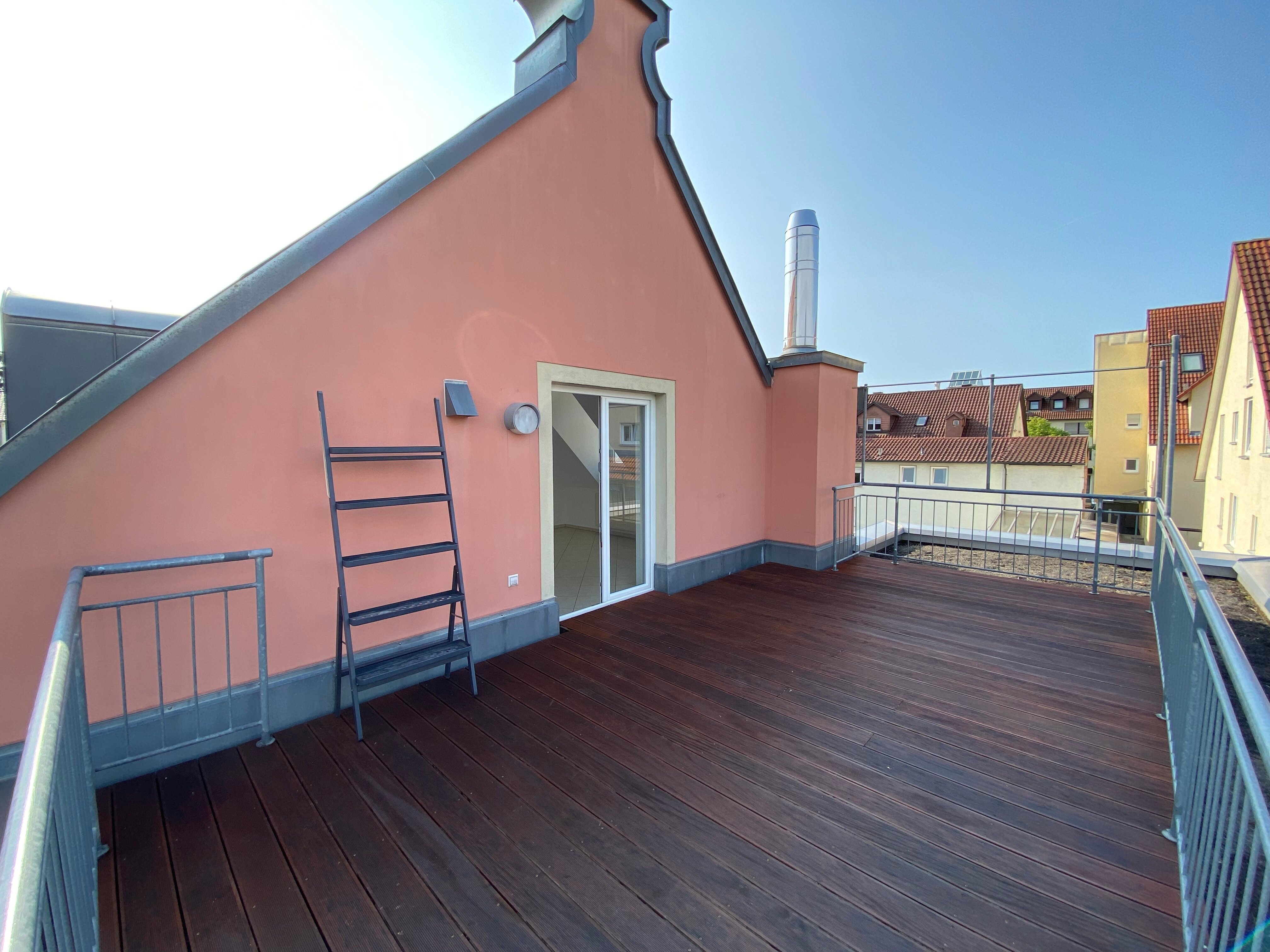 Terrassenwohnung zur Miete 1.050 € 2 Zimmer 74 m²<br/>Wohnfläche 2.<br/>Geschoss Ludwigsburg - Mitte Ludwigsburg 71638