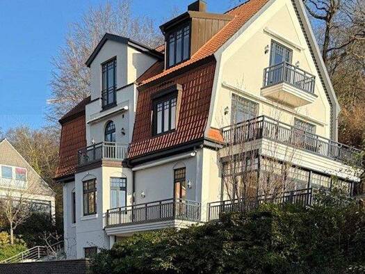 Wohnung zur Miete 3.490 € 4 Zimmer 176 m² frei ab sofort Blankenese Hamburg 22587