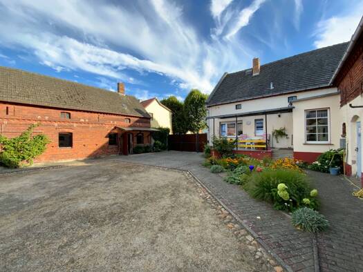 Bauernhaus zum Kauf 249.000 € 6 Zimmer 133 m² 4.086 m² Grundstück frei ab sofort Wehnsdorf 18 Walddrehna Heideblick 15926