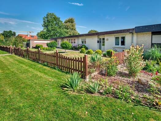 Reihenendhaus zum Kauf 525.000 € 11 Zimmer 266 m² 614 m² Grundstück Weiche Weiche 24941