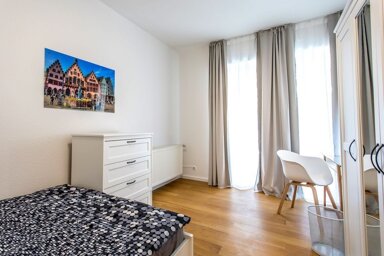 WG-Zimmer zur Miete Wohnen auf Zeit 500 € 18 m² EG frei ab 15.10.2024 Homburger Hohl 00 Bonames Frankfurt am Main 60437