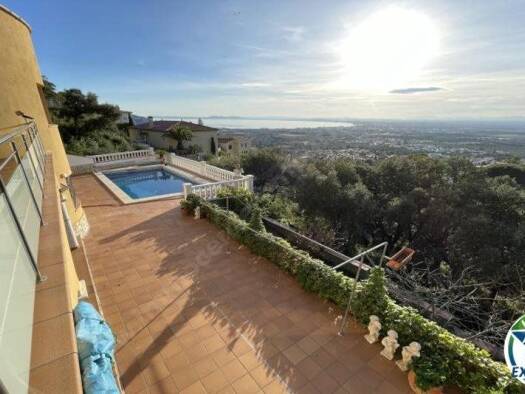 Haus zum Kauf 780.000 € Roses 17480