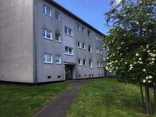 Wohnung zur Miete 484 € 2 Zimmer 50,4 m² frei ab 01.04.2026 Helsaer Straße 44 Bettenhausen Kassel 34123