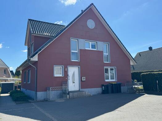 Doppelhaushälfte zum Kauf 380.000 € 4 Zimmer 120,7 m² 207 m² Grundstück Bad Oldesloe 23843